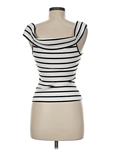 Old Navy Sleeveless Top (view 2)