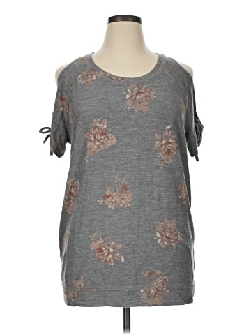 Maurices Short Sleeve Top (view 1)