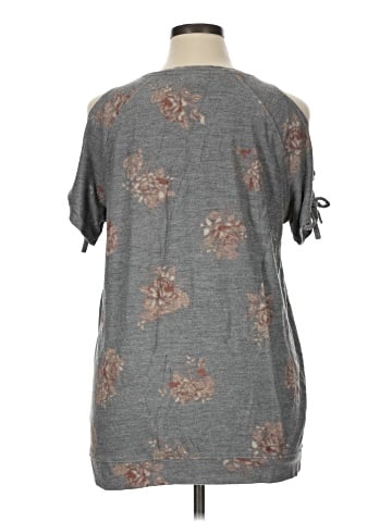 Maurices Short Sleeve Top (view 2)