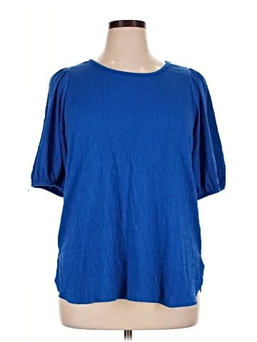 Max Studio 3/4 Sleeve T-Shirt (view 1)