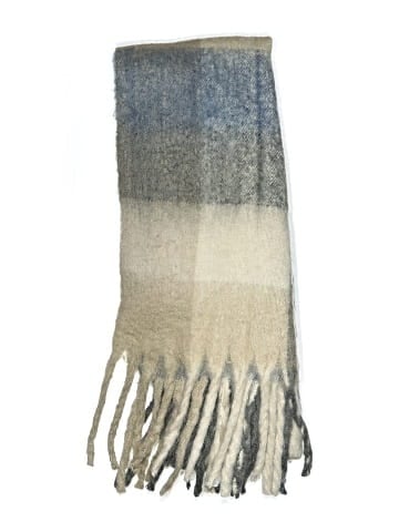 CC Scarf (view 2)