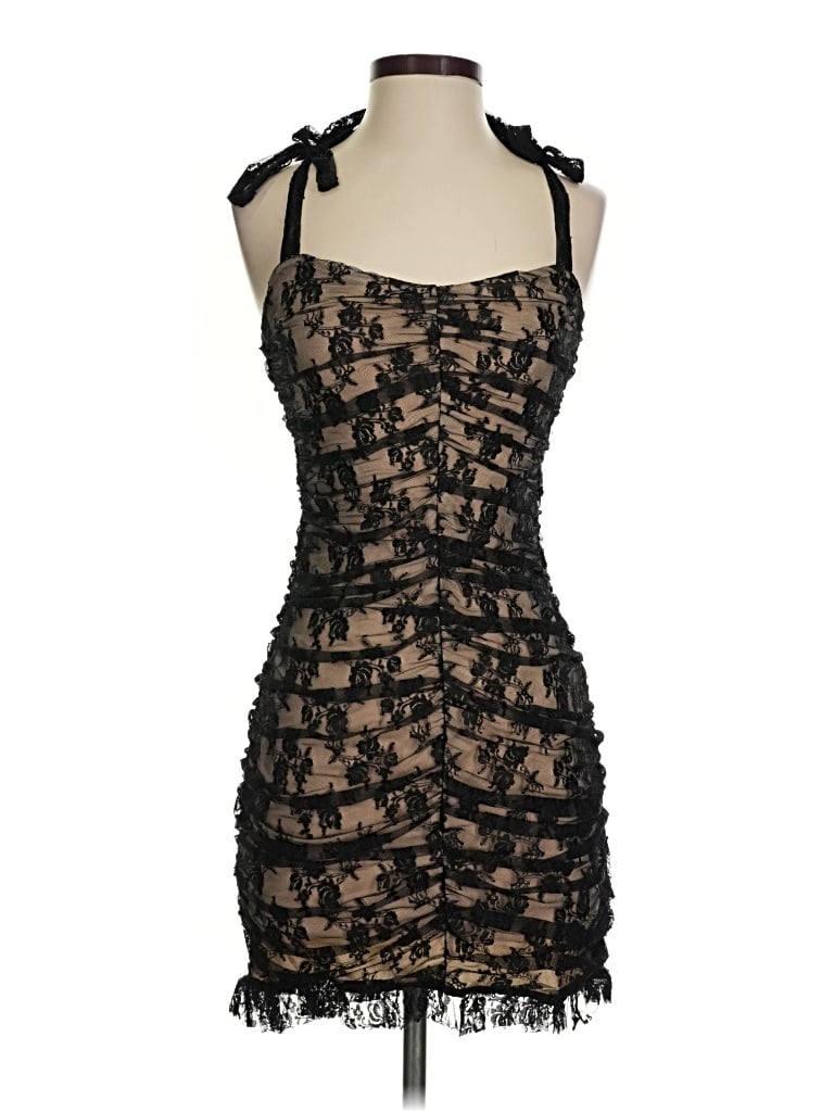 Pre-owned Lulus Cocktail Dress In Black