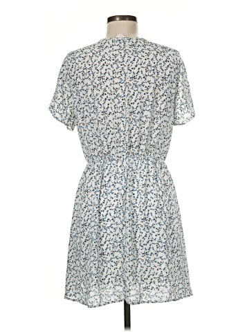 Sienna Sky Casual Dress (view 2)