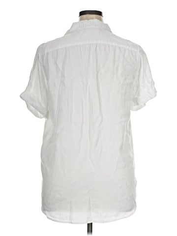 Velvet Heart Short Sleeve Button-Down Shirt (view 2)