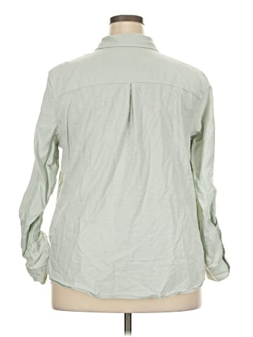 Croft & Barrow Long Sleeve Button-Down Shirt (view 2)
