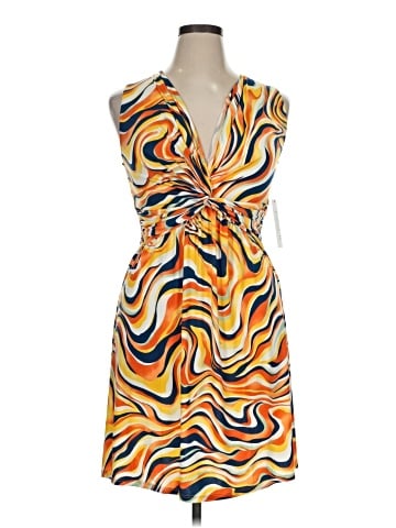 Veronica M. Casual Dress (view 1)