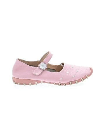 Bernie Mev Flats (view 1)