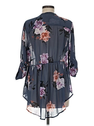 Torrid 3/4 Sleeve Blouse (view 2)
