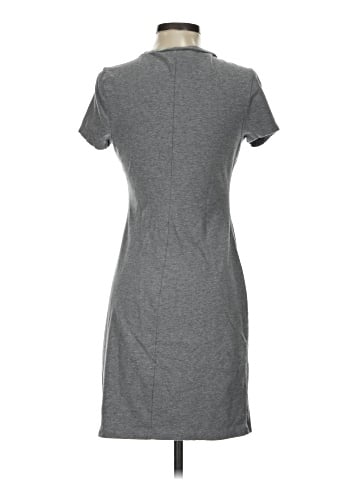 Old Navy Casual Dress (view 2)