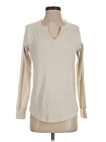 American Eagle Outfitters Pullover Sweater (view 1)