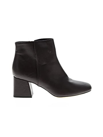 MICHAEL Michael Kors Ankle Boots (view 1)