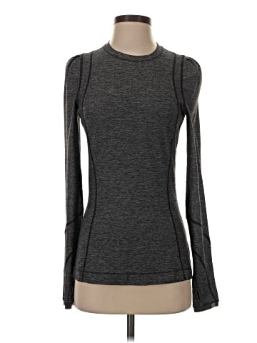 Lululemon Athletica Long Sleeve T-Shirt (view 1)