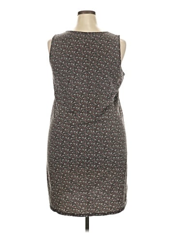 Basic Editions Sleeveless Top (view 2)