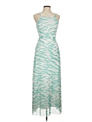 Slate & Willow Casual Dress (view 1)