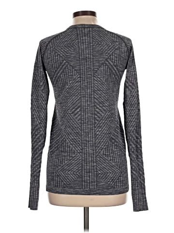 Lululemon Athletica Long Sleeve T-Shirt (view 2)
