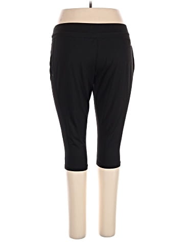 Capri Active Pants (view 2)
