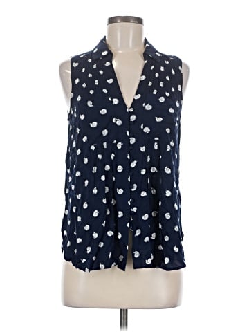 52 Conversations by Anthropologie Sleeveless Button-Down Shirt (view 1)
