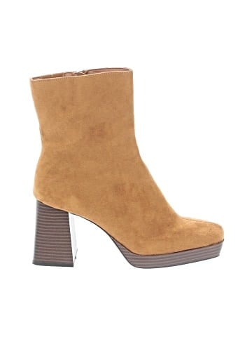 COCONUTS by Matisse Ankle Boots (view 1)