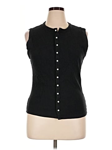 Abercrombie & Fitch Sleeveless Button-Down Shirt (view 1)