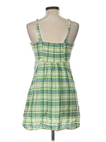 Urban Outfitters Casual Dress (view 2)