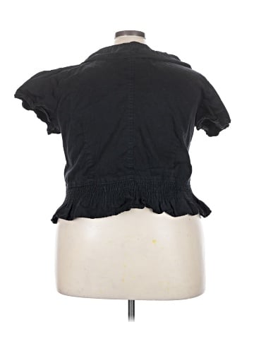 Cato Vest (view 2)
