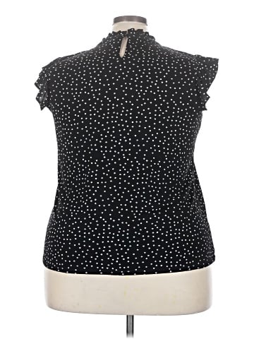 Elle Sleeveless T-Shirt (view 2)