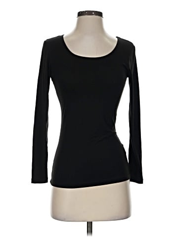 Uniqlo 3/4 Sleeve T-Shirt (view 1)