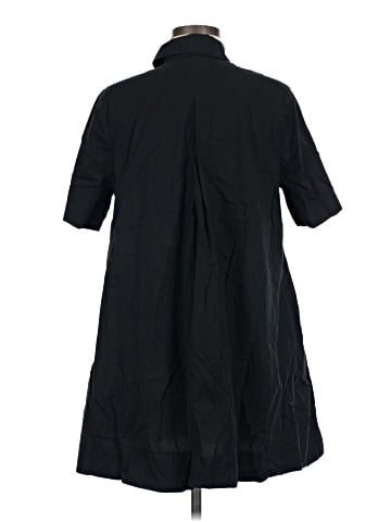 Old Navy Casual Dress (view 2)