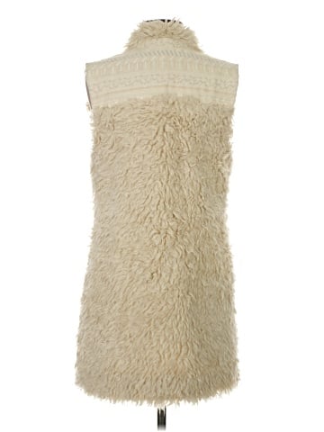 Hei Hei Faux Fur Vest (view 2)