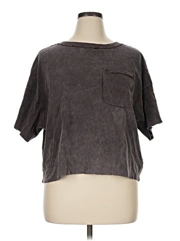 Shein Short Sleeve T-Shirt (view 1)
