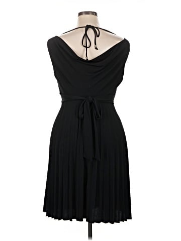 Studio Y Sleeveless Top (view 2)