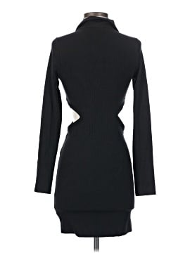 Urban Outfitters Casual Dress (view 2)