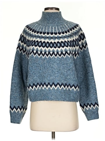 Gap Pullover Sweater (view 1)