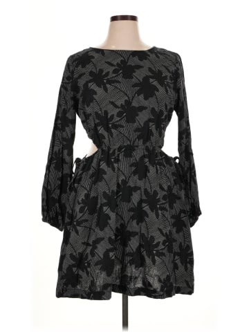 Universal Thread Casual Dress (view 1)