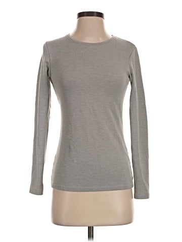 Uniqlo Pullover Sweater (view 1)