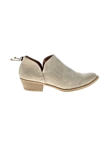 Qupid Ankle Boots (view 1)