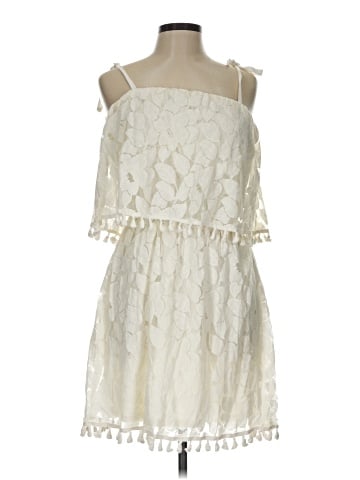 Xhilaration Cocktail Dress (view 1)