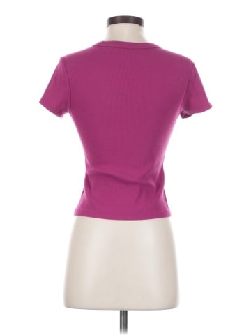 Old Navy Active T-Shirt (view 2)
