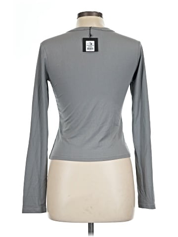 Charlotte Russe Long Sleeve T-Shirt (view 2)