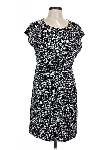 Shelby & Palmer Casual Dress (view 1)