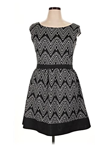 Xhilaration Cocktail Dress (view 1)