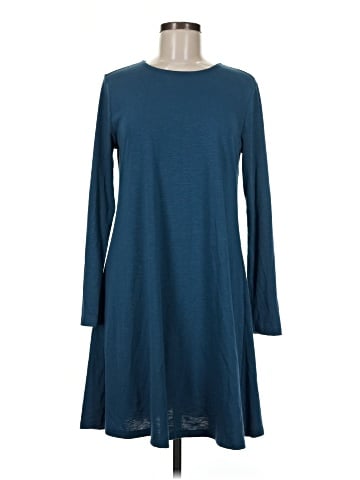 Old Navy Casual Dress (view 1)