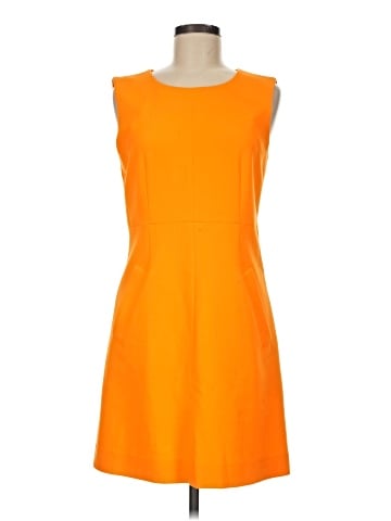 Diane von Furstenberg Casual Dress (view 1)
