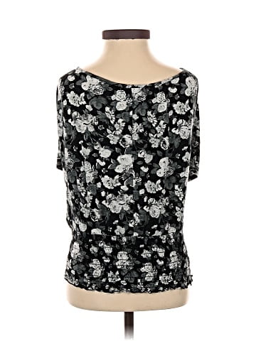 Julie's Closet Short Sleeve Blouse (view 2)