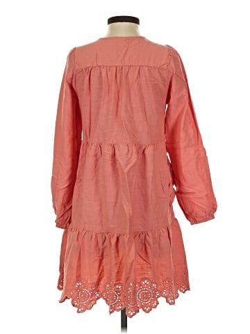 Old Navy Casual Dress (view 2)
