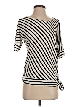 Green Envelope 3/4 Sleeve T Shirt