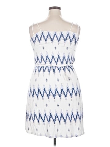 Skies Are Blue Casual Dress (view 2)