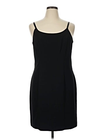 Sheri Martin New York Woman Casual Dress (view 1)