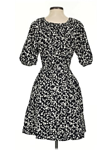 Old Navy Casual Dress (view 2)