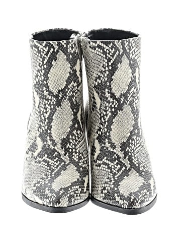 Madden Girl Ankle Boots (view 2)